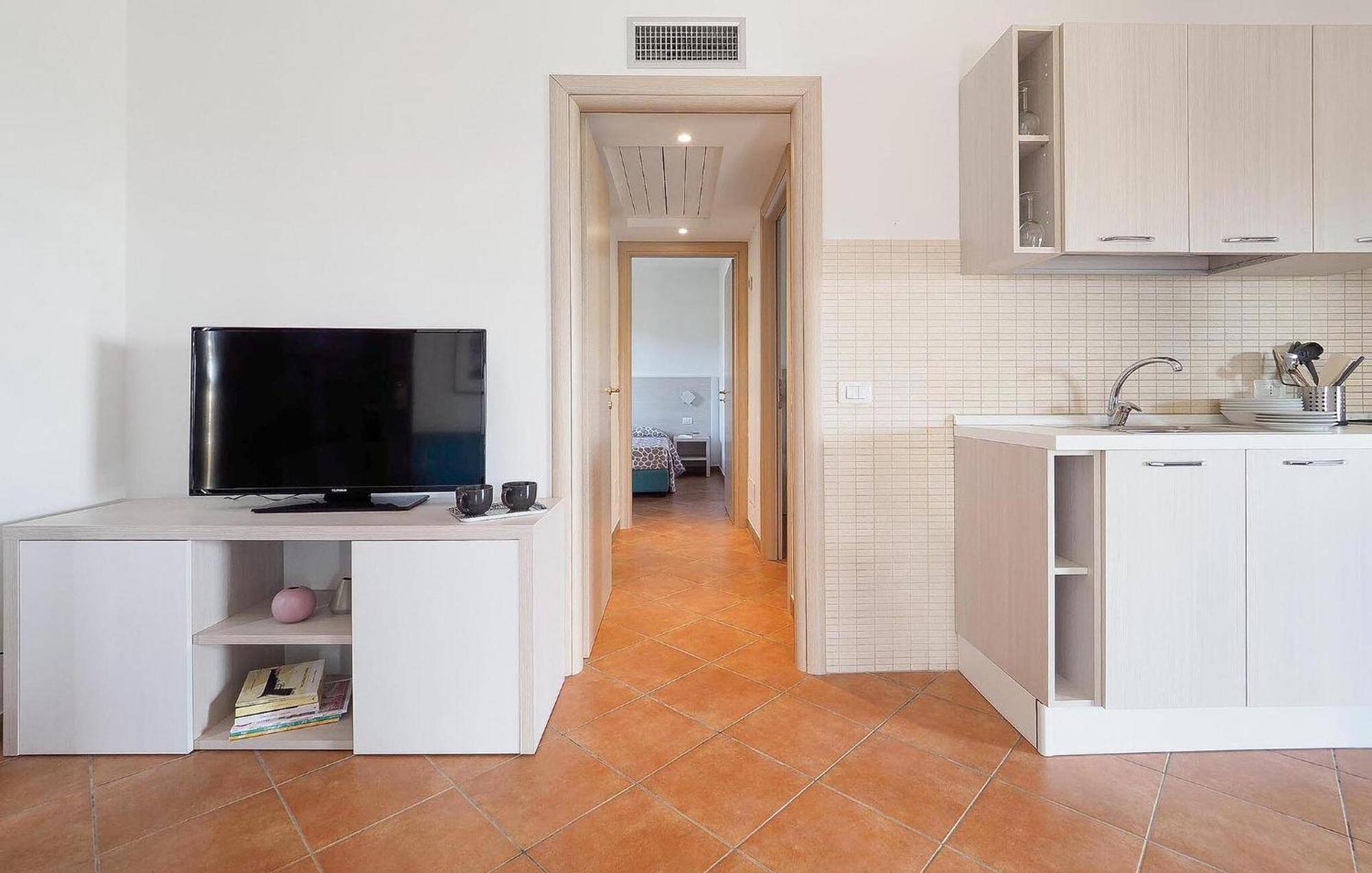 Lovely Home In Marina Di Modica With Kitchenette Bagian luar foto